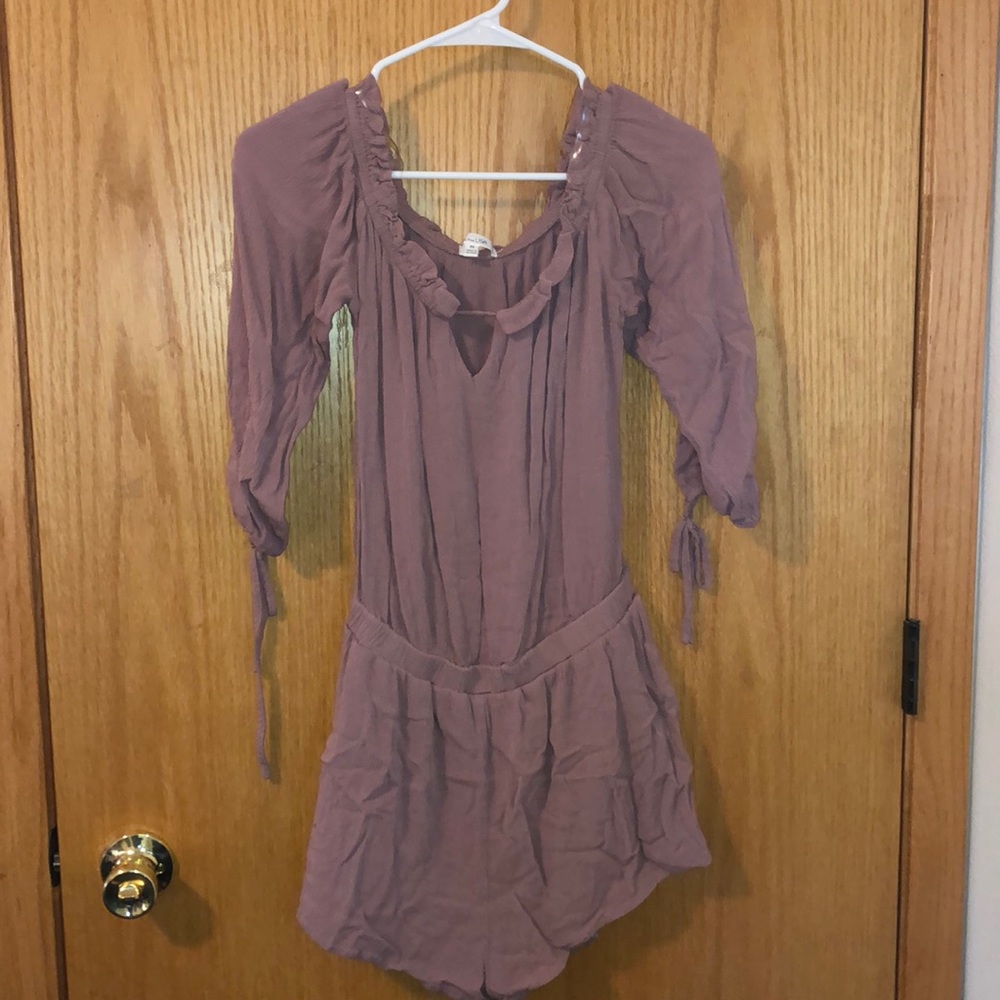 Fashion Nova 3/4 sleeve romper